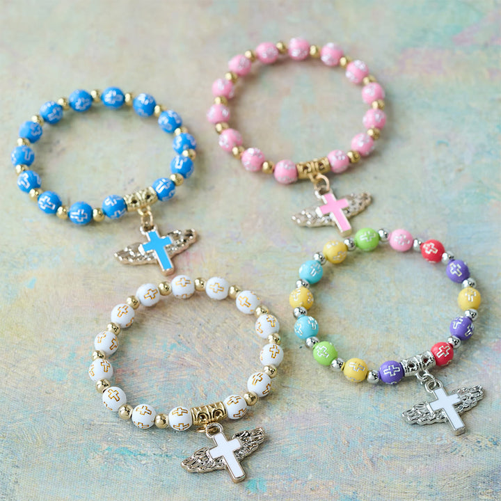 Christianartworkshop Armband mit geflügeltem Kreuz: Ein visuelles Gebet der Hingabe und Verbundenheit - image 1