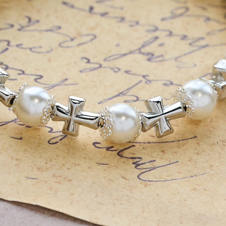 Christianartworkshop Silbernes Perlenarmband mit Kreuzmotiv: Verkörpern Sie die Gnade der andächtigen Besinnung - image 8