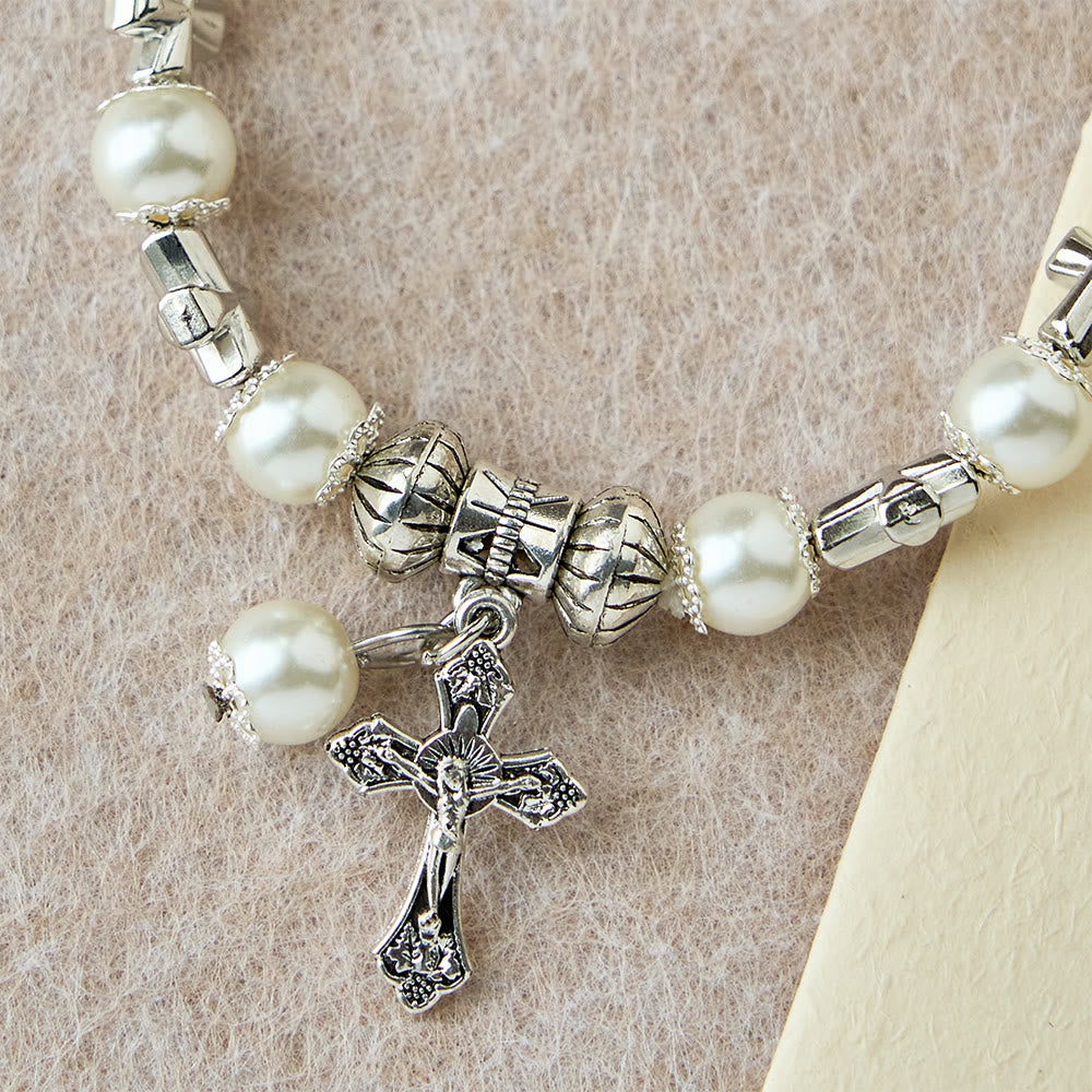 Christianartworkshop Silbernes Perlenarmband mit Kreuzmotiv: Verkörpern Sie die Gnade der andächtigen Besinnung - image 7