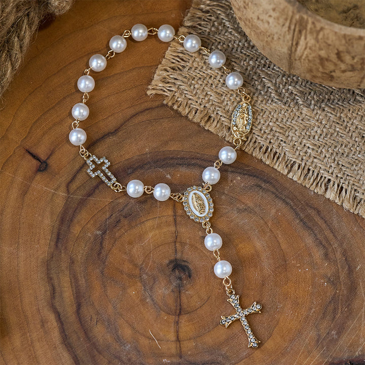 Eleganter weißer Rosenkranz mit Zirkonkreuz von Christianartworkshop : Ein zeitloses Symbol der Andacht und Gnade - image 1