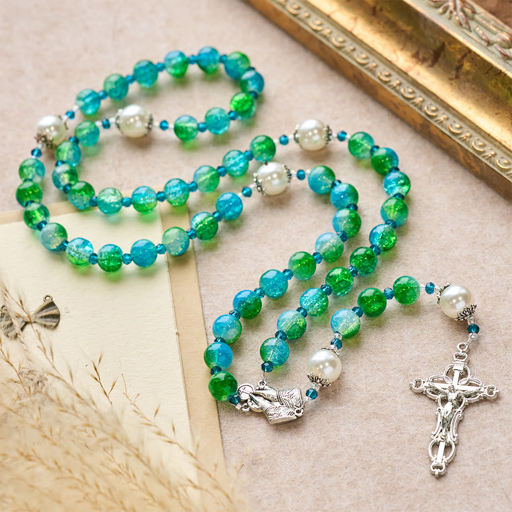 Christianartworkshop Rosenkranz aus blau-grünem Glas mit betenden Händen und Kruzifix - image 2