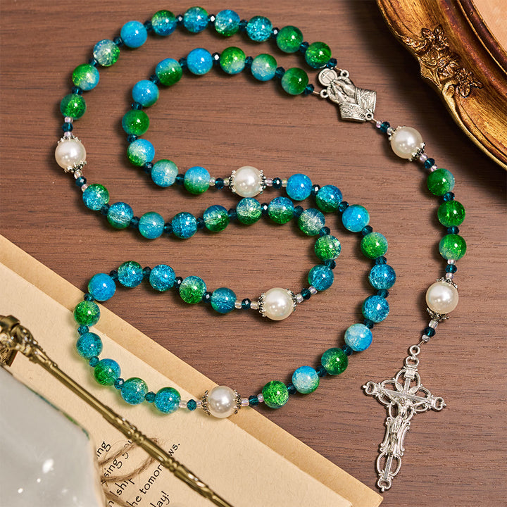 Christianartworkshop Rosenkranz aus blau-grünem Glas mit betenden Händen und Kruzifix - image 5