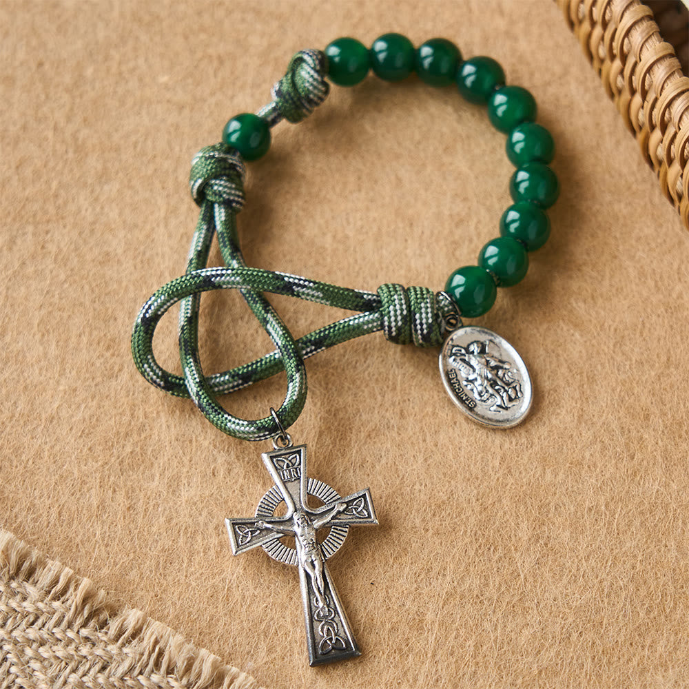 Christianartworkshop Osterrosenkranz aus grünem Aventurin mit Anhänger des Heiligen Michael und keltischem Kreuz - St. Michael und Kruzifix - image 0