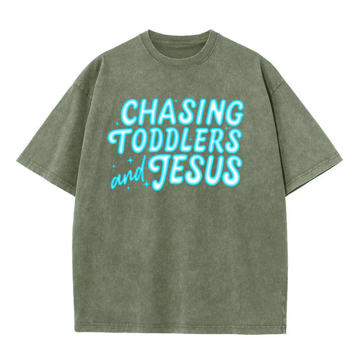 Christianartworkshop Chasing Toddlers and Jesus Bubble Letter Star Accent Unisex Washed T-Shirt - Armeegrün - 5XL - image 11