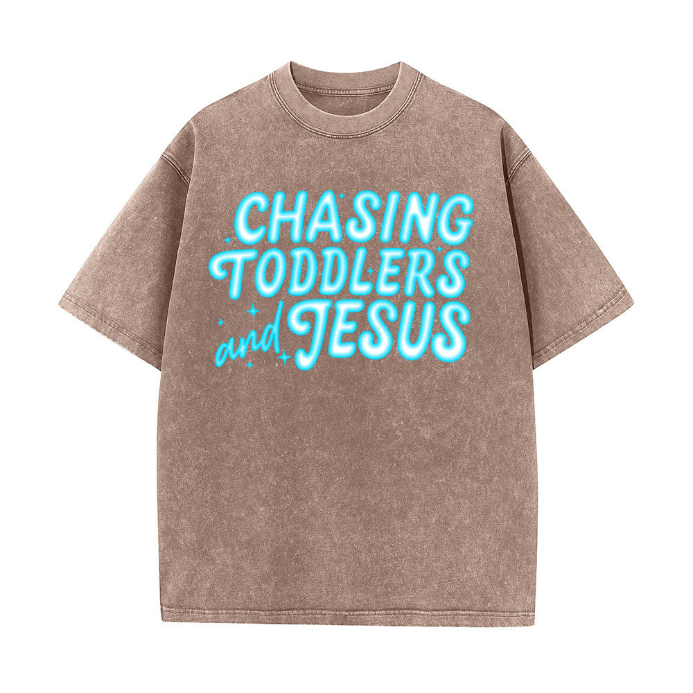 Christianartworkshop Chasing Toddlers and Jesus Bubble Letter Star Accent Unisex Washed T-Shirt - Braun - 5XL - image 0