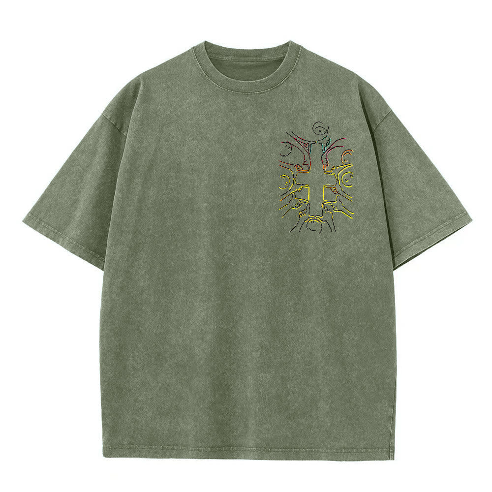 Christianartworkshop Einheitskreuz Menschliche Figur Linienkunst Unisex Gewaschenes T-Shirt - image 1