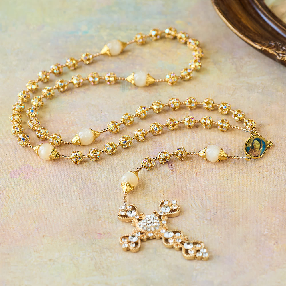 Christianartworkshop Funkelnder goldener Rosenkranz mit goldenen Perlen und der Muttergottes der Gnade - image 3