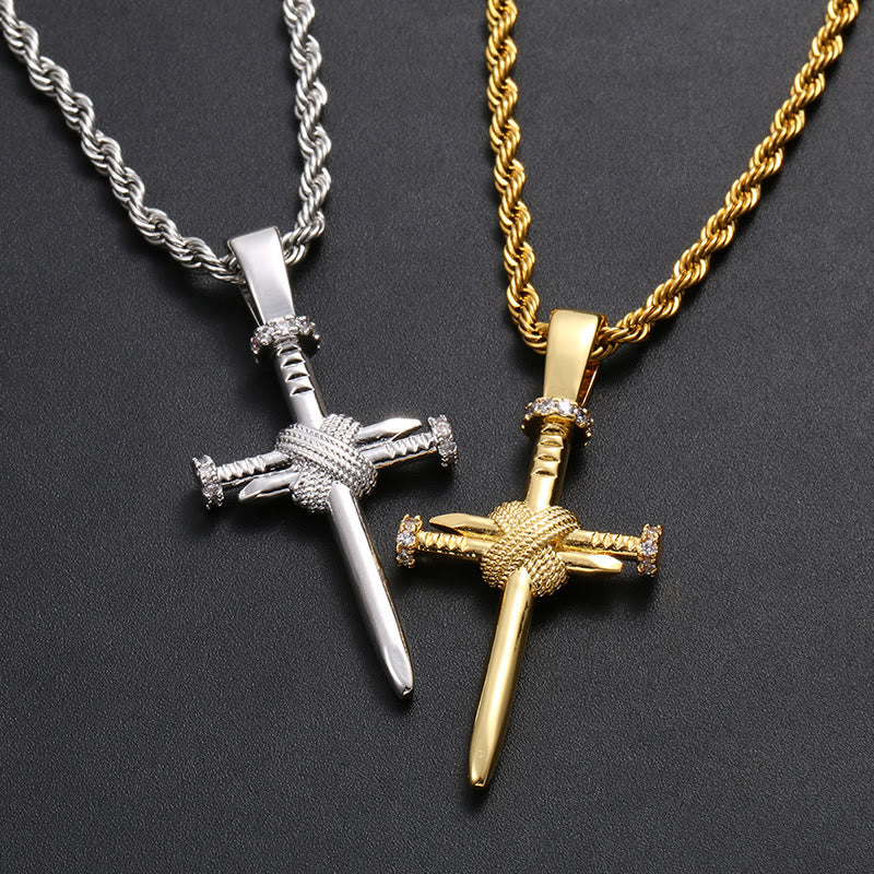 Christlicher Kreuzanhänger mit Zirkonia-Akzenten in Nagelform von Christianartworkshop : Elegante Erinnerung an unerschütterlichen Glauben - image 0