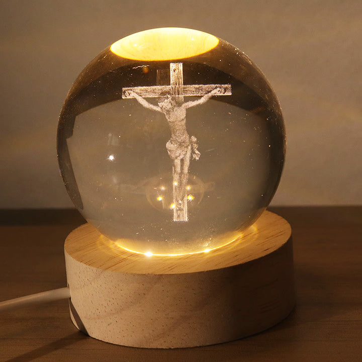 Christianartworkshop Leuchtende, heilige Bildsprache Kristallkugel: Symbol des göttlichen Lichts und der Gnade - D - 8 cm Kugel - image 3