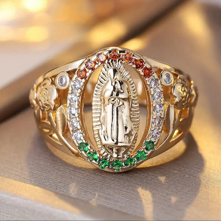 Christianartworkshop Zirkonbesetzter Marienring mit floralem Design: Elegante Erinnerung an unerschütterlichen Glauben - image 5