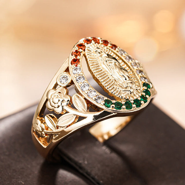 Christianartworkshop Zirkonbesetzter Marienring mit floralem Design: Elegante Erinnerung an unerschütterlichen Glauben - image 2