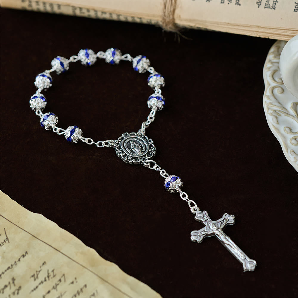 Funkelnder Rosenkranz mit Marienmedaille von Christianartworkshop : Symbol des Glaubens und der Gnade - image 14