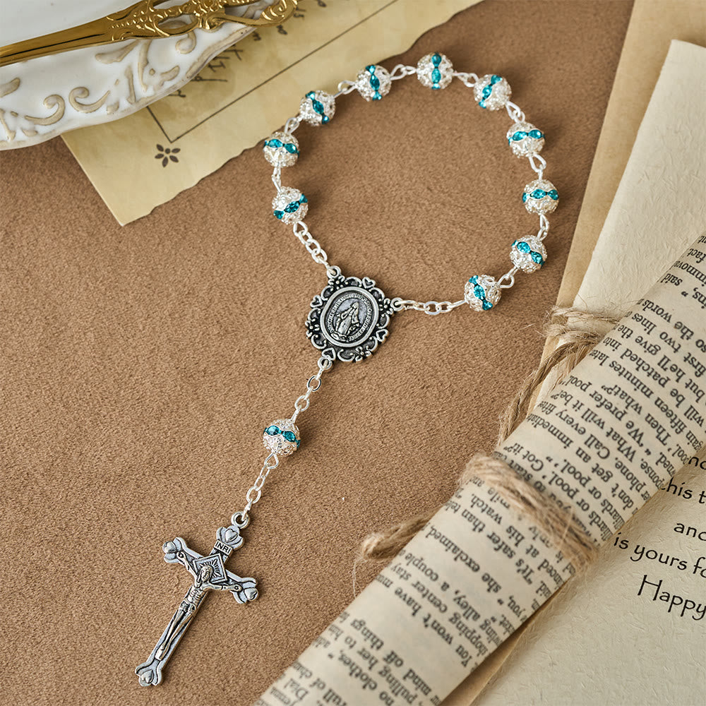 Funkelnder Rosenkranz mit Marienmedaille von Christianartworkshop : Symbol des Glaubens und der Gnade - Hellblau - image 0
