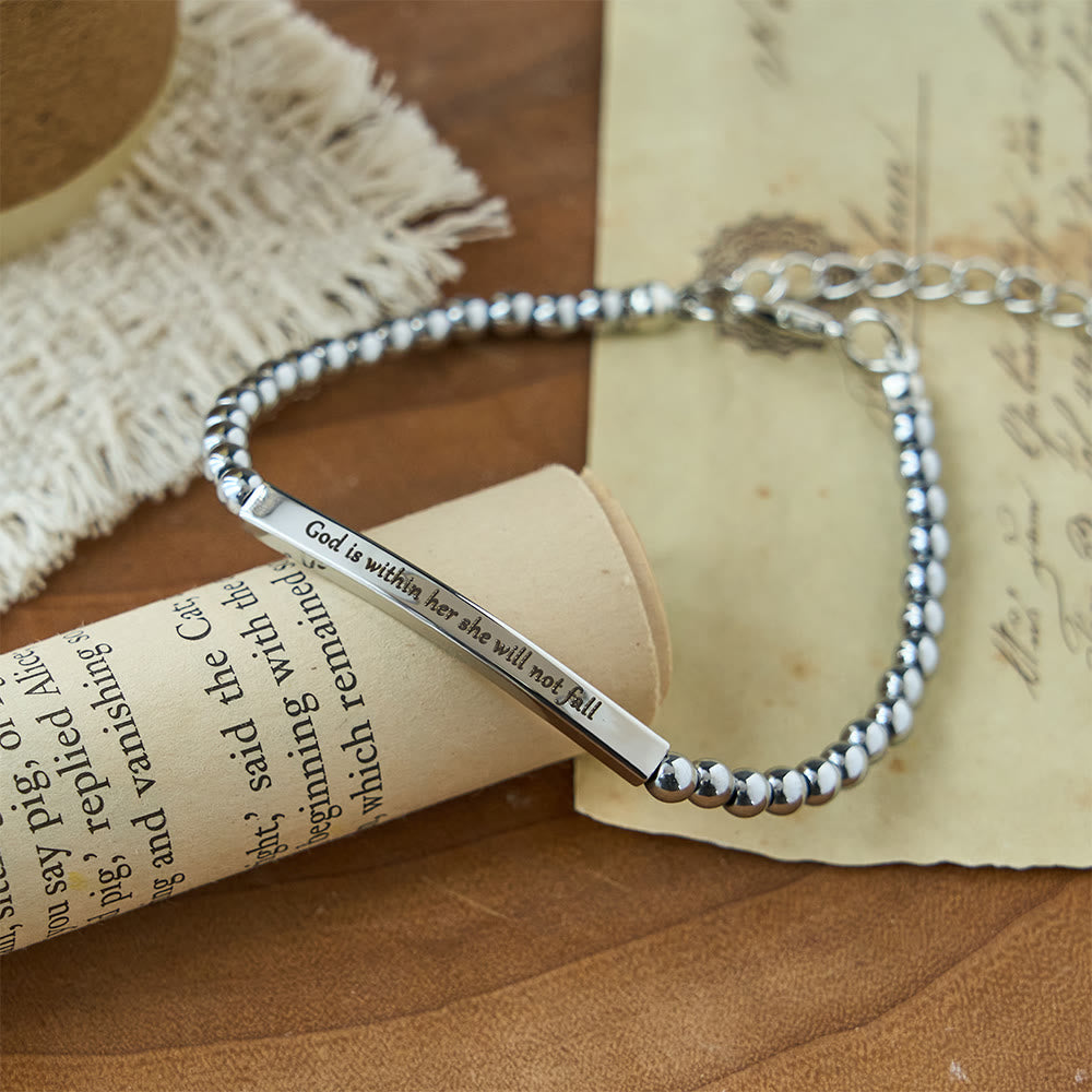 Christianartworkshop Armband mit gravierten Perlen „Stärke & Mut“: Ein Symbol göttlicher Stärke und göttlichen Mutes - Gott ist in ihr, sie wird nicht fallen. - image 0