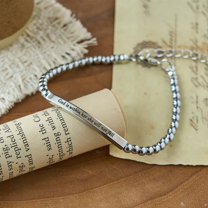 Christianartworkshop Armband mit gravierten Perlen „Stärke & Mut“: Ein Symbol göttlicher Stärke und göttlichen Mutes - Gott ist in ihr, sie wird nicht fallen. - image 0