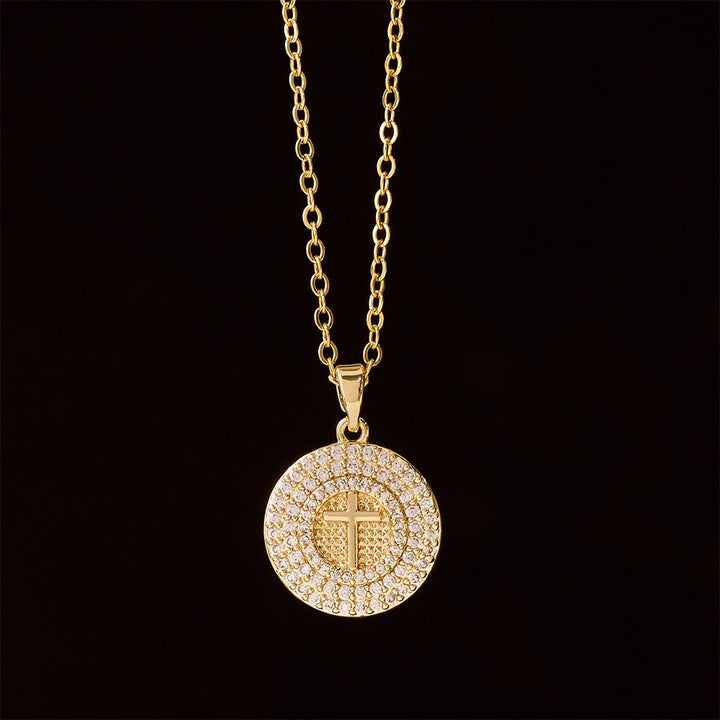 Christianartworkshop Halskette mit Pavé-Kristallkreuz: Ein Symbol für Christi Licht und Glauben - image 1