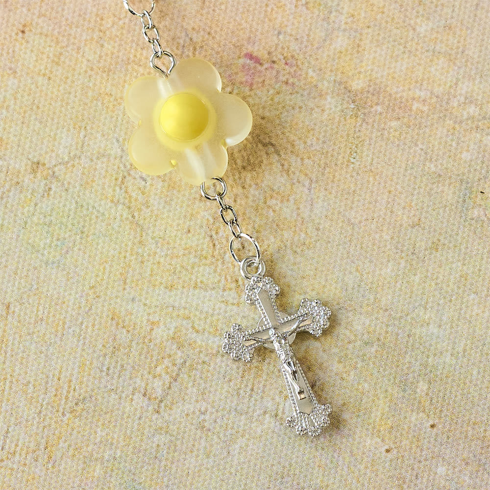 Christianartworkshop Dreifacher pastellfarbener Taschenrosenkranz mit Blumenanhänger: Silberfarbenes Kruzifix für das Mariengebet - image 16