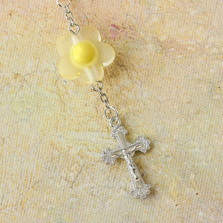 Christianartworkshop Dreifacher pastellfarbener Taschenrosenkranz mit Blumenanhänger: Silberfarbenes Kruzifix für das Mariengebet - image 16