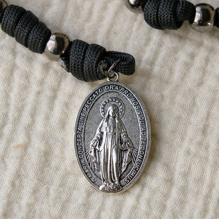 Christianartworkshop Rosenkranz der Sieben Schmerzen Mariens aus Paracord: Ein Symbol marianischen Mitgefühls und wundersamer Gnade - image 5