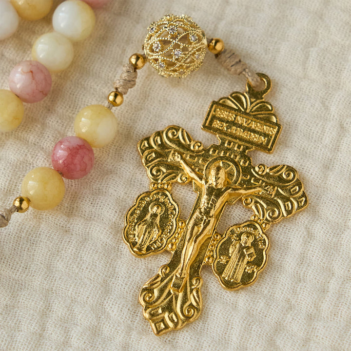 Christianartworkshop Rosenkranz in Pastellfarben mit Goldfiligran: Medaillon-Design „Unsere Liebe Frau“ aus Emaille - image 6