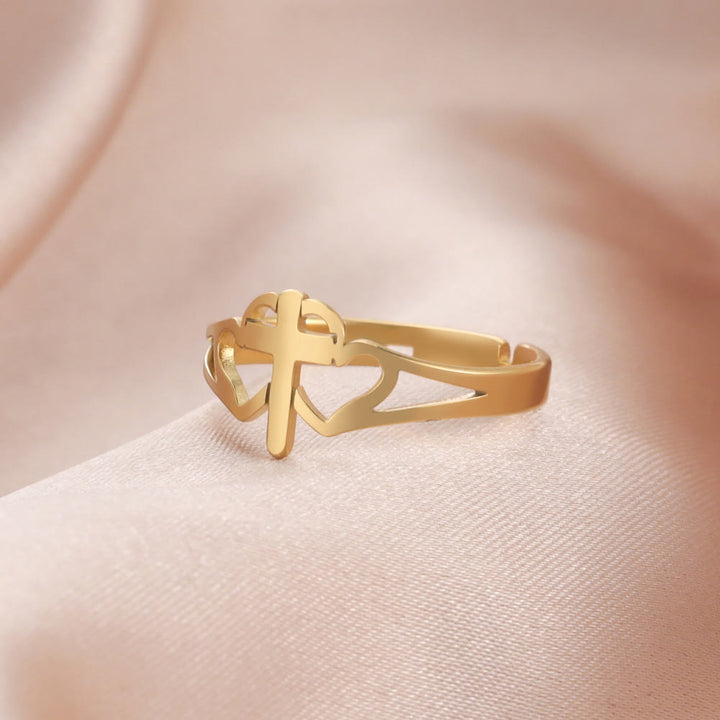 Christianartworkshop Ring mit Kreuz- und Herzausschnitt: Ein Symbol für Christi Liebe und treue Hingabe - Golden (Geeignet für US-Größen 7 - 9) - image 3