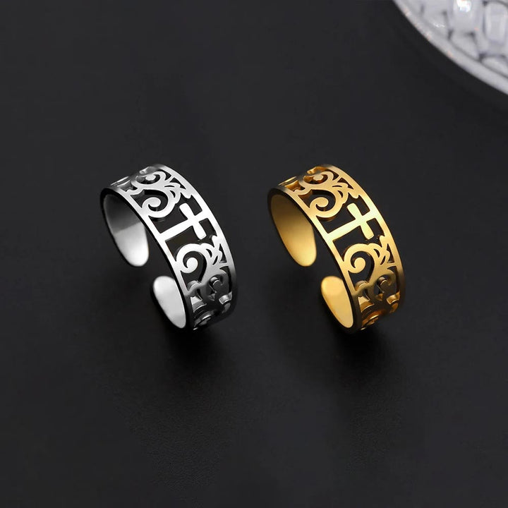Christianartworkshop Ring mit filigranem Kreuzausschnitt: Ein Symbol für Christi unvergängliche Gnade - image 0