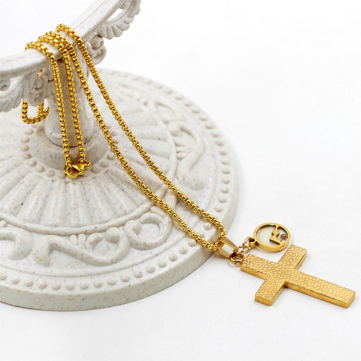 Christianartworkshop Senfkorn-Halskette mit strukturiertem Kreuz: Metallische Anhänger als spirituelle Erinnerung - image 17