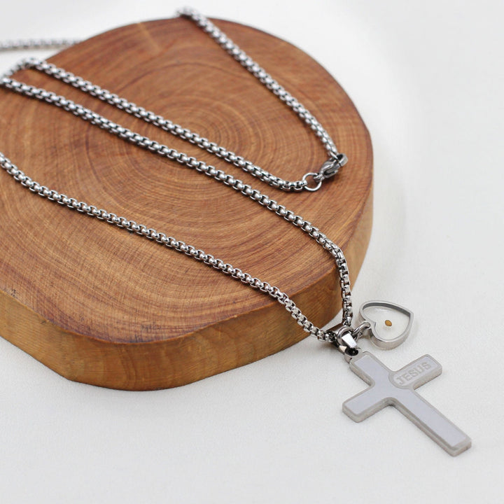 Christianartworkshop Halskette mit Jesus-Senfkornkreuz: Ein Symbol für Christi Liebe und die Kraft des Glaubens - image 7