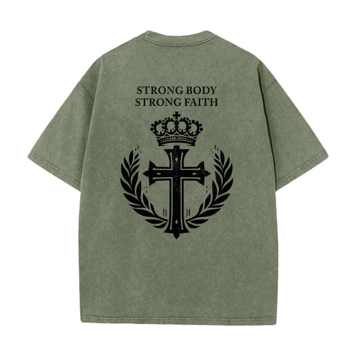 Christianartworkshop Starker Körper, starker Glaube, Kreuzkrone, Unisex-T-Shirt (vorgewaschen) - image 10