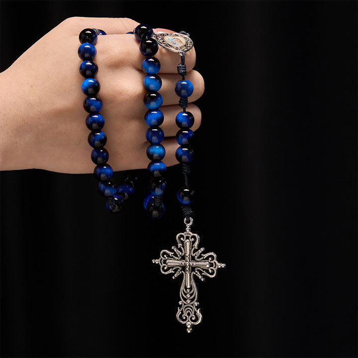 Christianartworkshop Rosenkranz aus blauem Tigerauge mit silberfarbenem Kruzifix: Ein Symbol für Gottes unerschütterliche Stärke - image 1