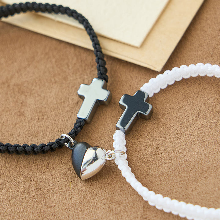 Christianartworkshop Magnetisches Herz-Kreuz-Armband-Set: Ein Symbol heiliger Verbundenheit und ewiger Liebe - Weiß + Schwarz - image 6