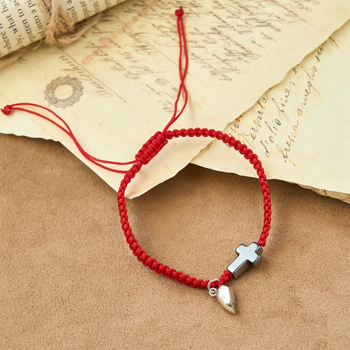 Christianartworkshop Magnetisches Herz-Kreuz-Armband-Set: Ein Symbol heiliger Verbundenheit und ewiger Liebe - image 2