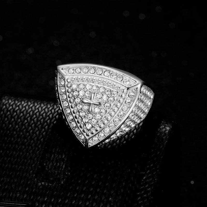 Christianartworkshop Ring mit kühnem Schildkreuz: Zeitloses Symbol für Glauben und Mut - Silber - US 13 - image 3