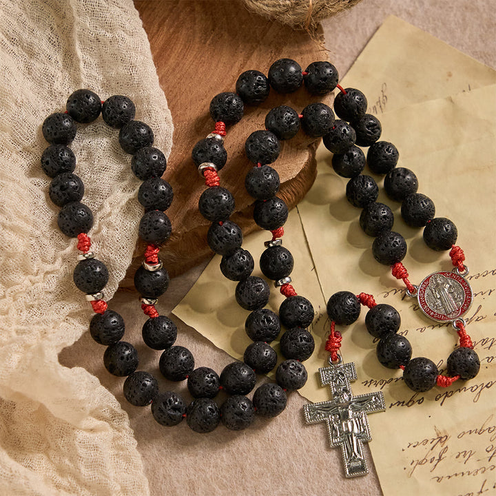 Christianartworkshop Byzantinischer Rosenkranz aus Vulkangestein mit Kreuz des Heiligen Benedikt und des Heiligen Damiano - Der heilige Benedikt und das Kruzifix - image 0