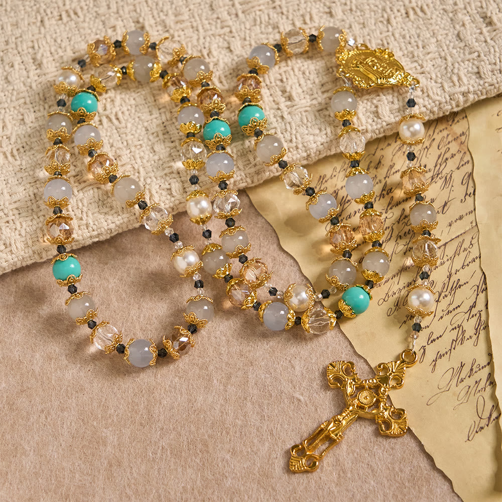 Christianartworkshop Rosenkranz aus blauen Glasperlen mit Marienmedaille und Kruzifix: Ein Symbol der Gnade in jedem Gebet - image 2