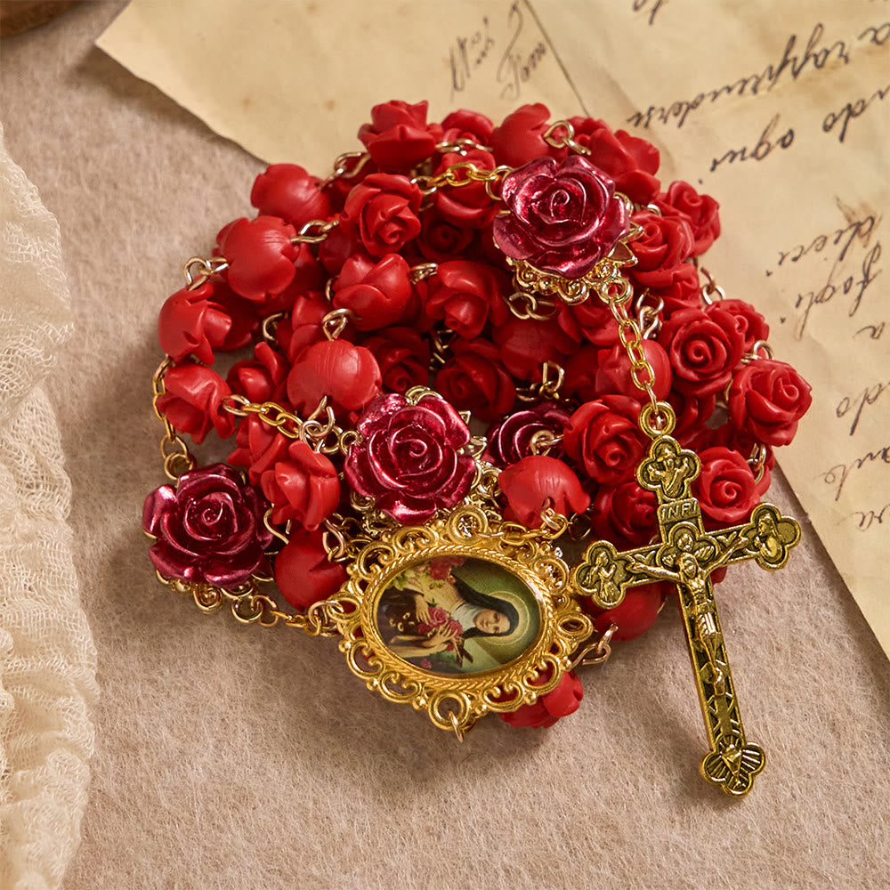 Andachtsrosenkranz aus Rosenharzperlen von Christianartworkshop mit Marienmedaille und Kruzifix: Trägt göttliches Licht in jedem Blütenblatt - image 2