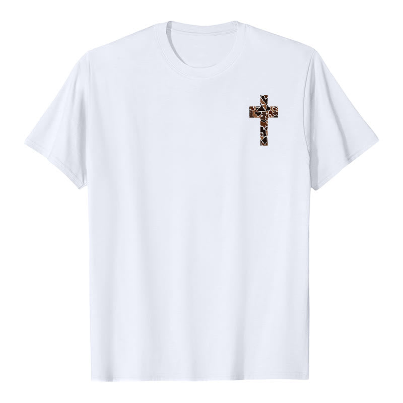 Christianartworkshop Camouflage-Kreuz-Design mit Vers aus Philipper 4,13 – Christliches T-Shirt - image 2