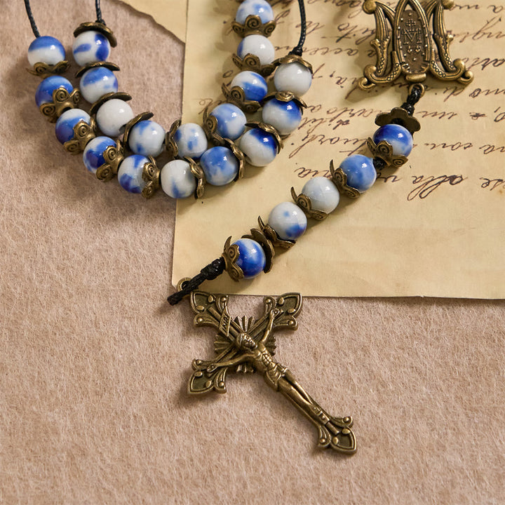 Christianartworkshop Blau-weißer Rosenkranz mit Wundermedaille: Ein Zeichen himmlischer Fürsprache - image 8