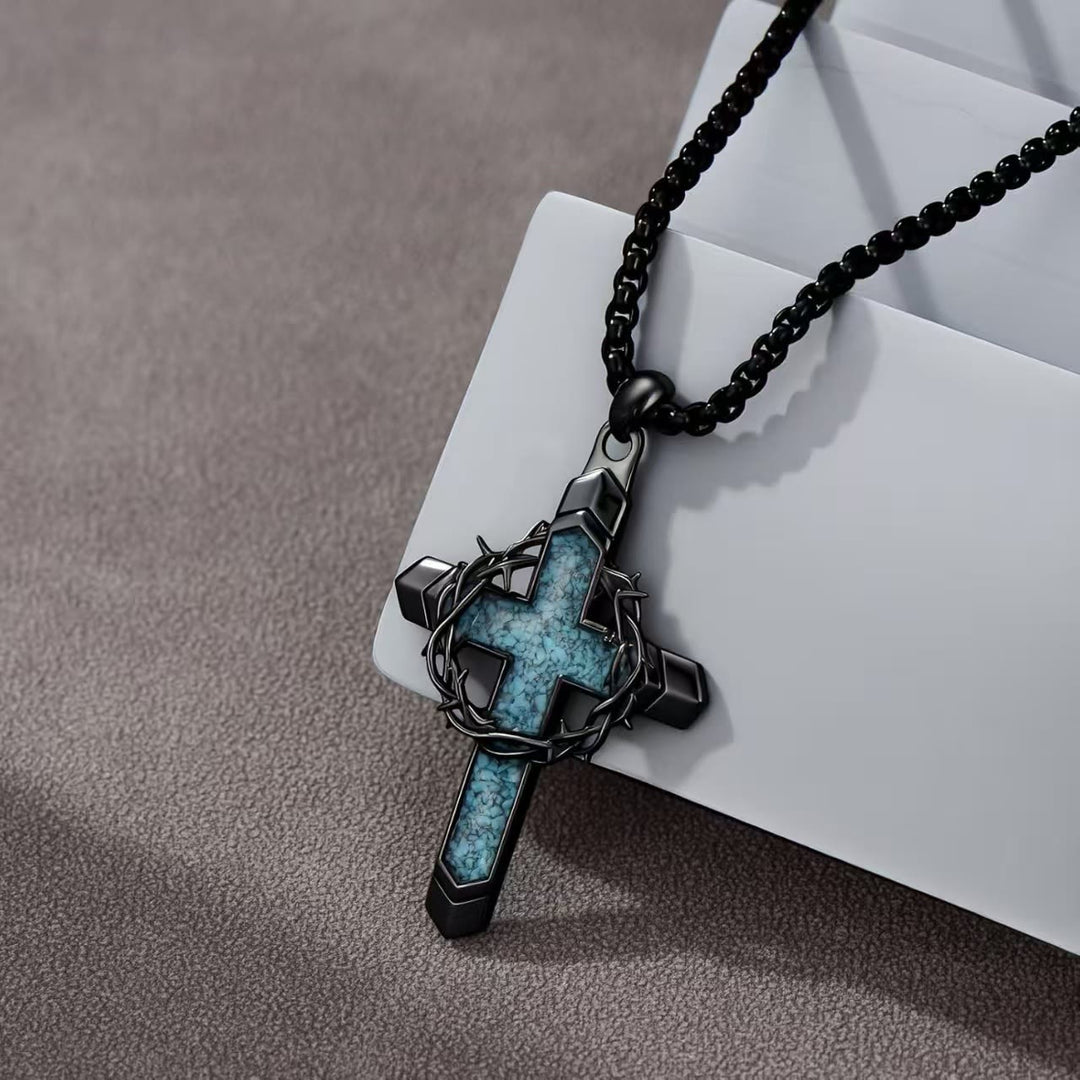 Halskette mit dornenumwundenem Kreuzanhänger von Christianartworkshop : Ein Symbol für Christi aufopfernde Liebe - Schwarz - image 0