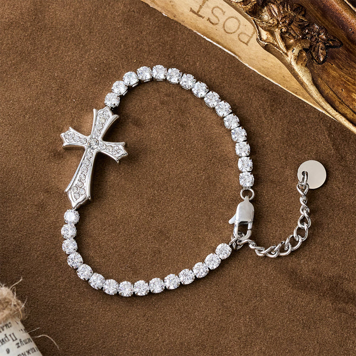 Christianartworkshop Elegantes, zweifarbiges Armband mit Zirkonia-besetztem Kreuz: Ein Symbol göttlicher Anmut und Eleganz - image 6