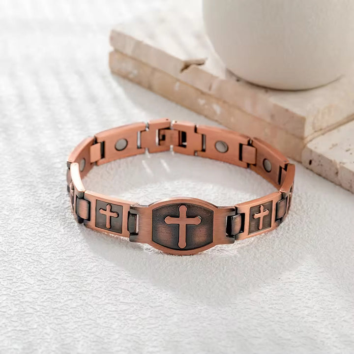 Christianartworkshop Gliederkettenarmband mit Kreuzgravur: Ein Symbol göttlicher Stärke und Glauben - image 6