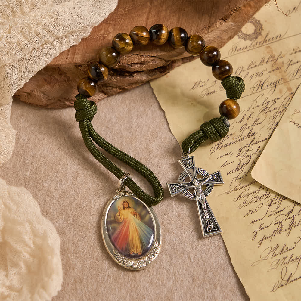 Christianartworkshop Tigeraugen-Taschenrosenkranz mit der Göttlichen Barmherzigkeit: Mut & Glaube mit Paracord-Design - image 2