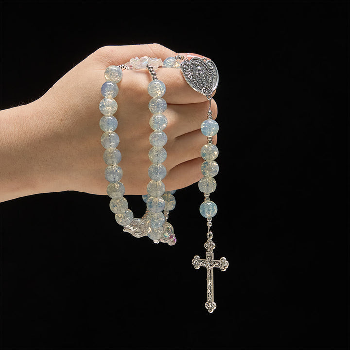 Rosenkranz aus hellgrünen Glasperlen von Christianartworkshop mit Rosenverzierungen und Wundermedaille - image 1