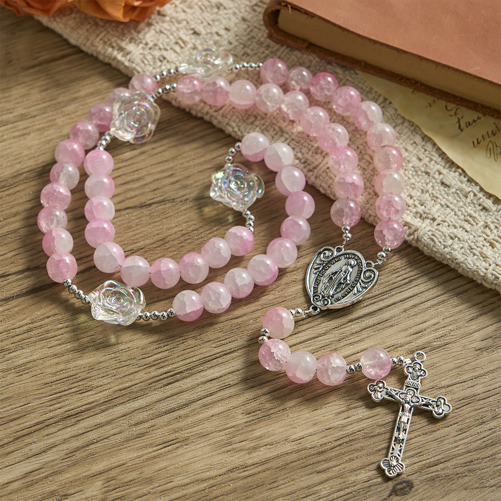 Rosenkranz aus rosa Glasperlen von Christianartworkshop mit Rosenverzierungen und Wundermedaille - Rosa - image 0