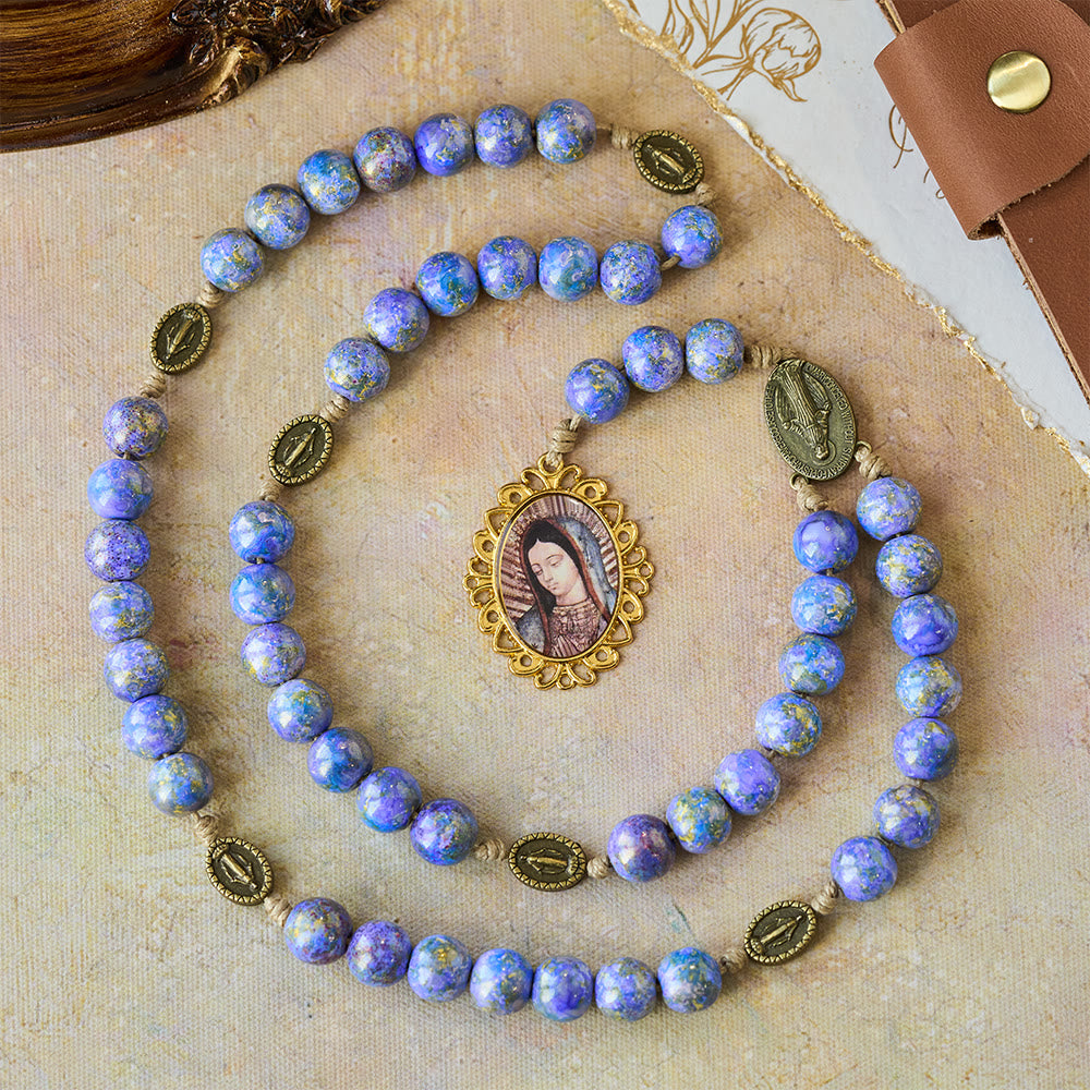 Rosenkranz „Sieben Schmerzen Mariens“ von Christianartworkshop mit lila-blauen Ölfarbenperlen und Marienmedaille - image 1