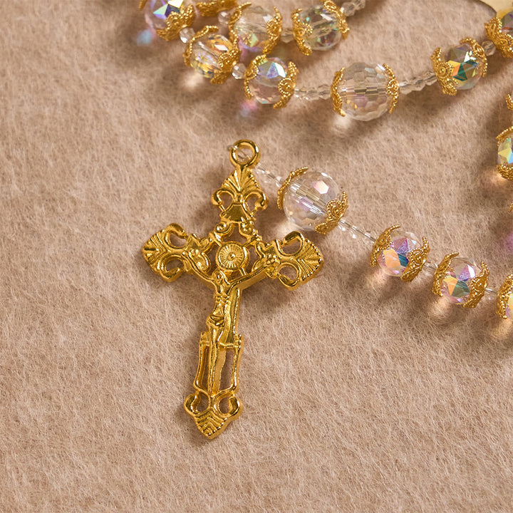 Christianartworkshop Schimmernder Rosenkranz aus facettiertem Glas mit Marienmedaille und goldenem Kruzifix - image 5