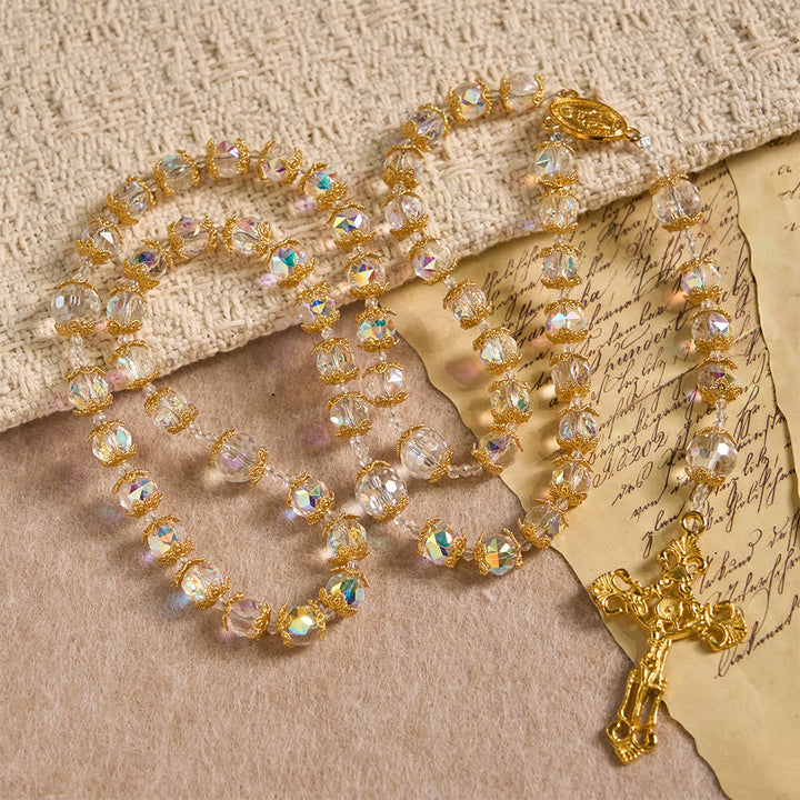 Christianartworkshop Schimmernder Rosenkranz aus facettiertem Glas mit Marienmedaille und goldenem Kruzifix - image 2