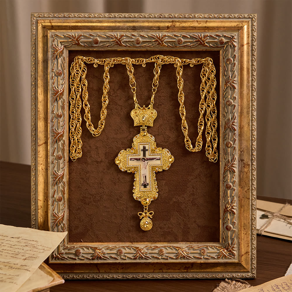 Christianartworkshop Prunkvolle, große Brustkreuzkette mit Kronenverzierung: Ein Symbol heiliger Majestät und Erlösung - image 3