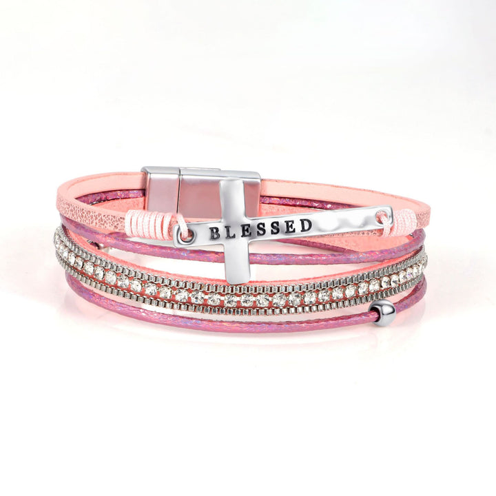Christianartworkshop Mehrlagiges Lederarmband mit Zirkonia und Kreuz: Ein Symbol göttlicher Gnade und spiritueller Freude - Rosa - image 6