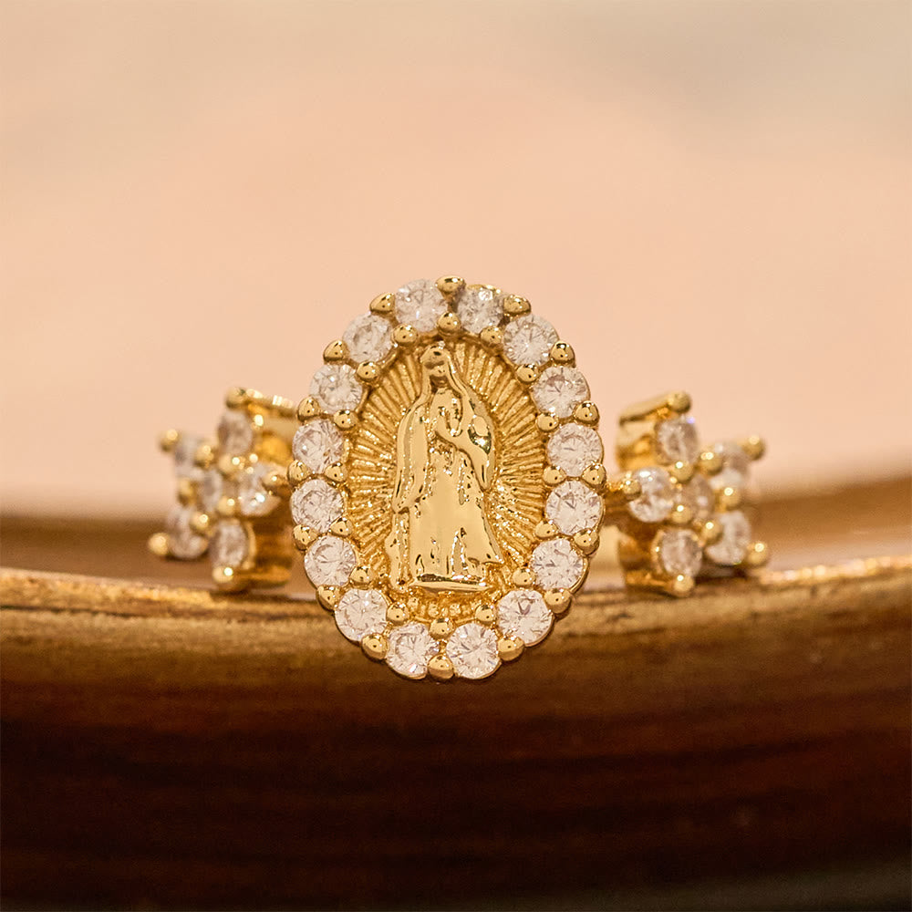 Christianartworkshop Goldener Jungfrauenring mit zwei floralen Akzenten und Zirkon-Halo - Verstellbar (von US 7 bis US 9) - image 0